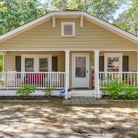 Durham Home With Screened Porch About 3 Mi To Downtown!